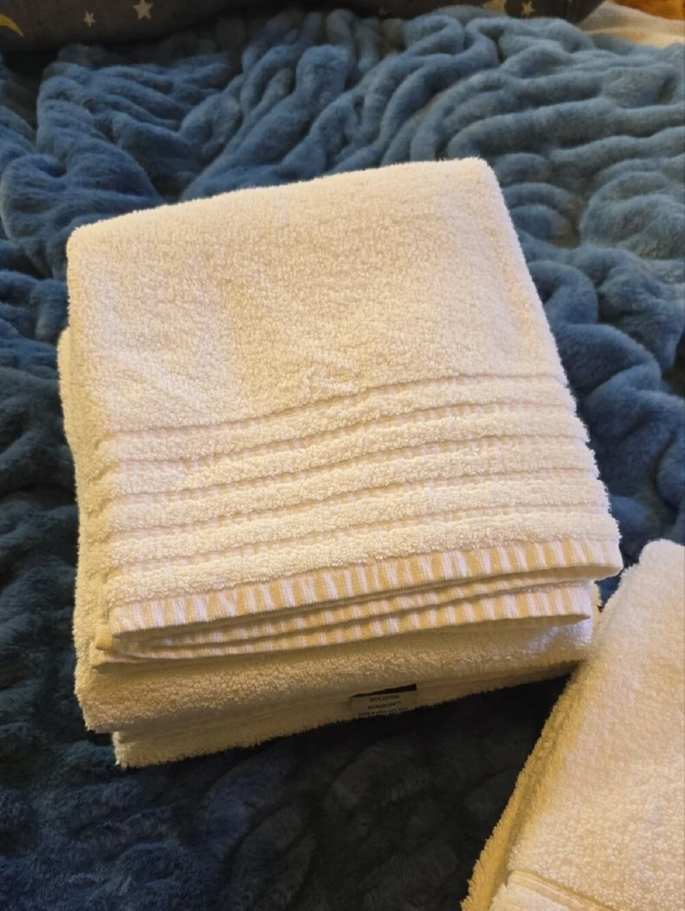 Stunning! Microcotton Hotel Collection White Ribbed Border Bath Towel Set Of 3